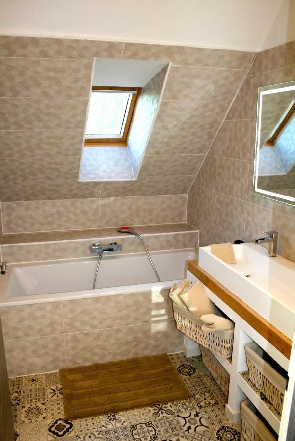 Villa Manoir le Roc à Couze-et-Saint-Front Extérieur photo